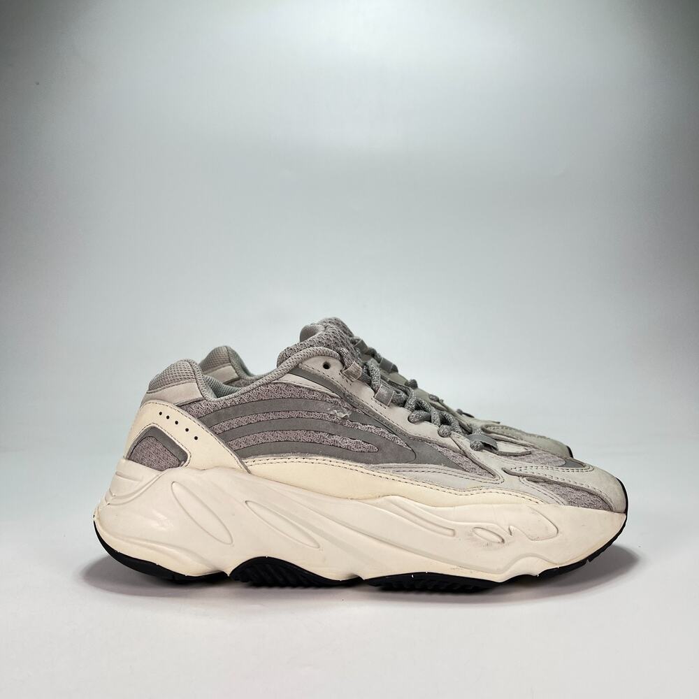 adidas Yeezy Boost 700 V2 Static Lifestyle Shoes EF2829 Men's Size 6 Women's 7.5